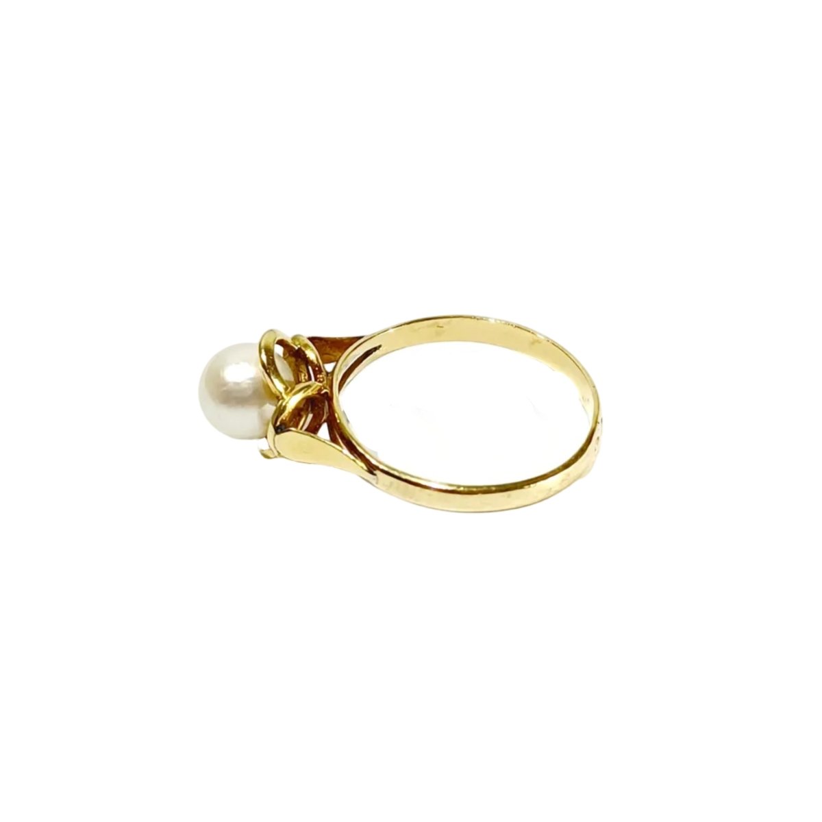 Bague en or jaune et perle - Castafiore