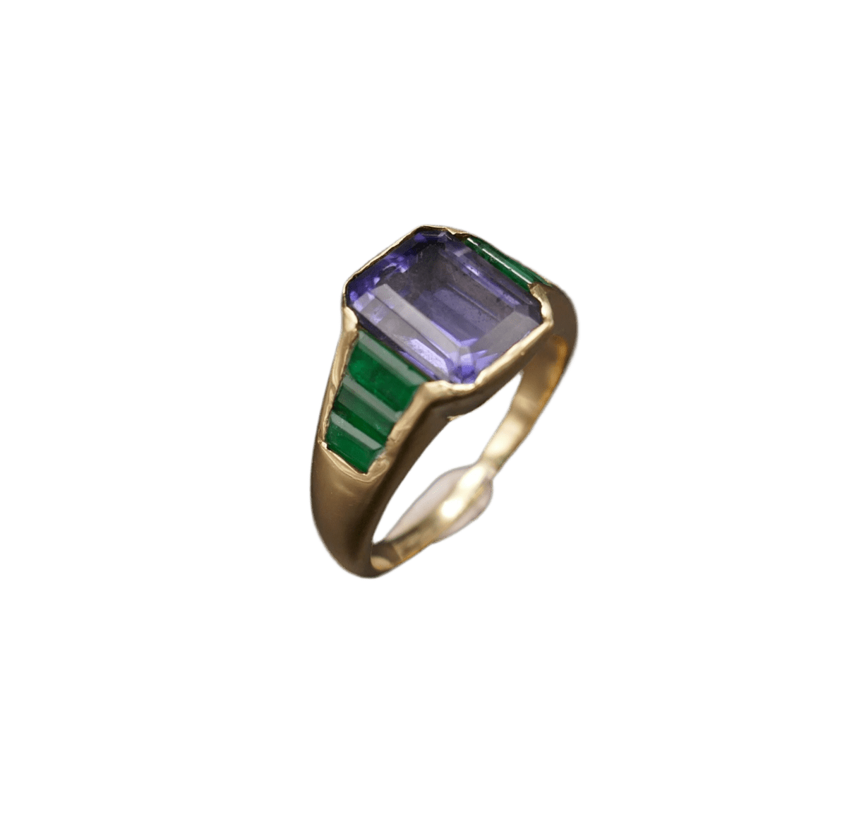 Bague en or jaune, iolite et émeraudes - Castafiore