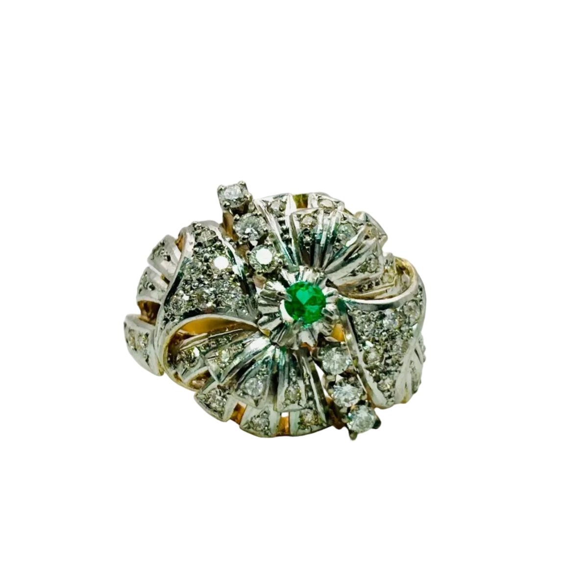 Bague en or jaune, or blanc, émeraude, et diamants - Castafiore