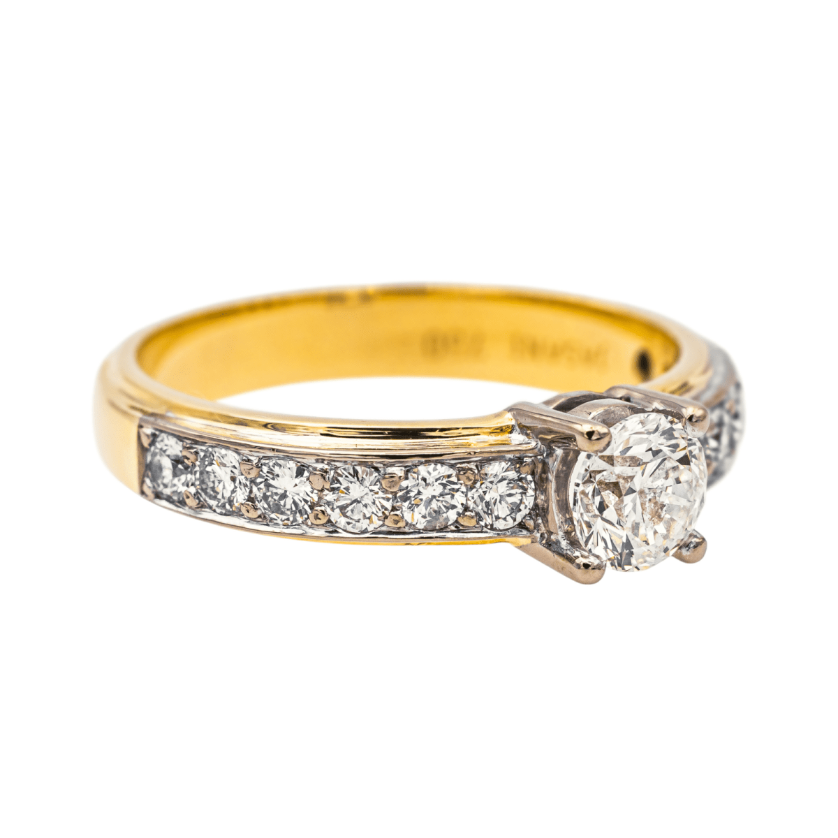 Bague en or jaune, or blanc et diamants - Castafiore