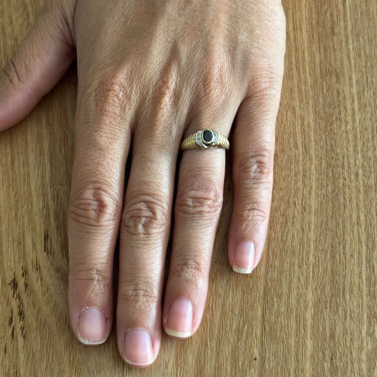 Bague en or jaune, or blanc, saphir, et diamants - Castafiore