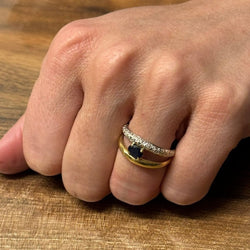 Bague en or jaune, or blanc, saphir et diamants - Castafiore