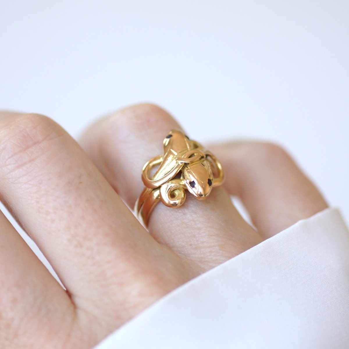 Bague en or jaune, or rose et rubis - Castafiore