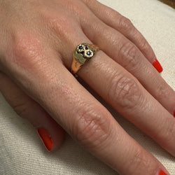 Bague en or jaune, or rose et saphirs - Castafiore