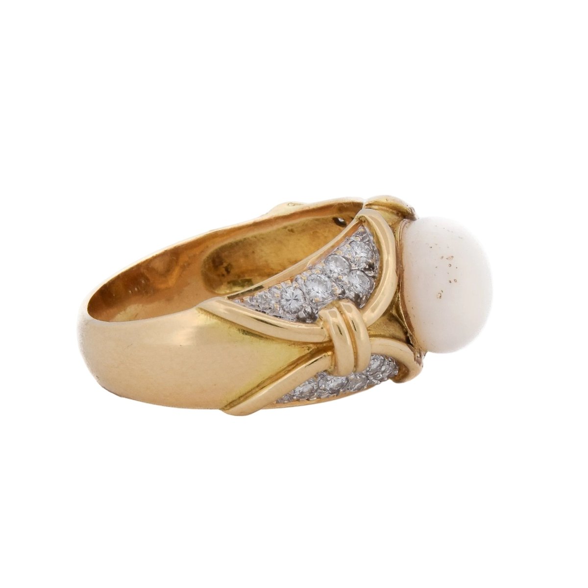 Bague en or jaune, perle et diamants - Castafiore