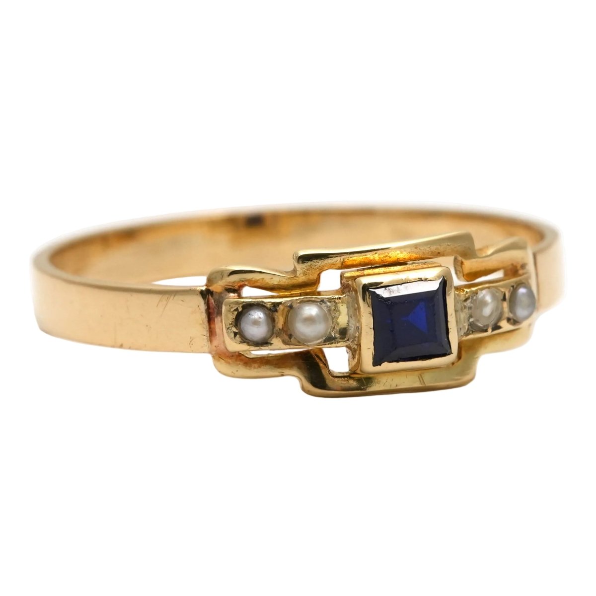 Bague en or jaune, perles et saphirs - Castafiore