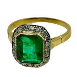 Bague en or jaune, platine, émeraude, et diamants - Castafiore