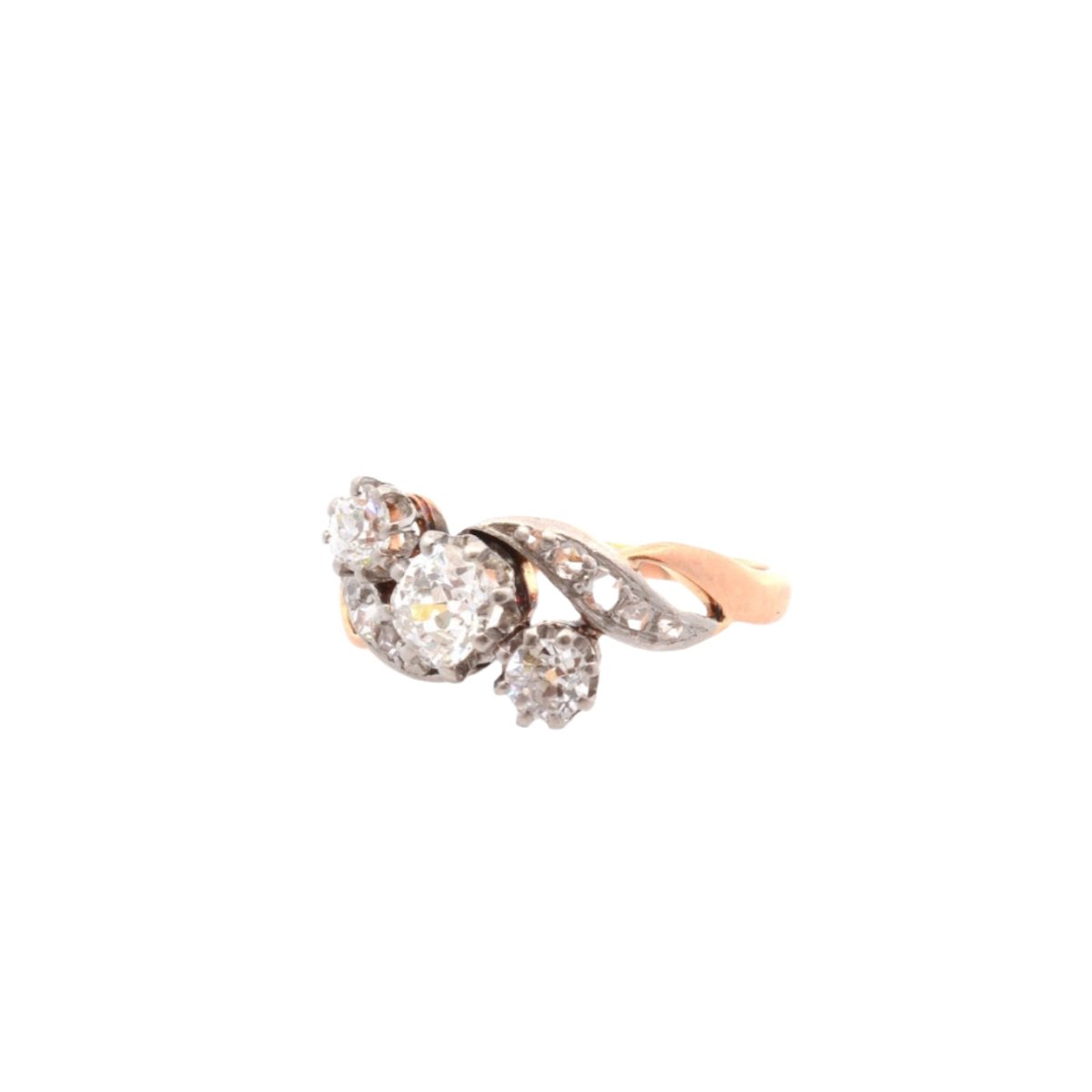 Bague en or jaune, platine et diamants - Castafiore