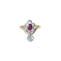 Bague en or jaune, platine, rubis, et diamants - Castafiore
