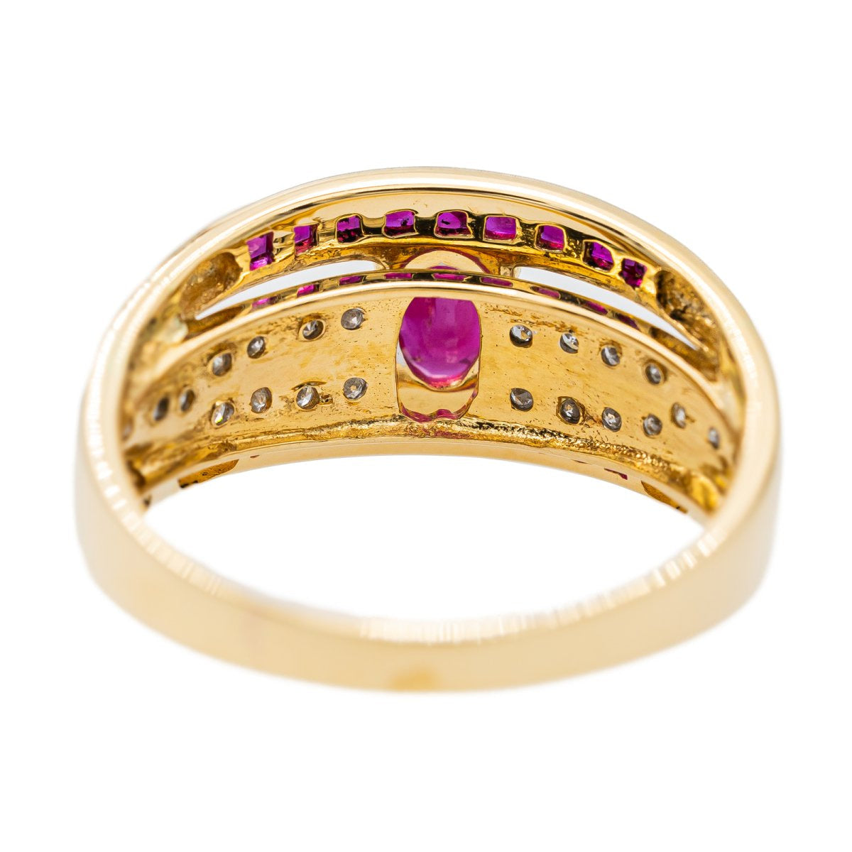 Bague en or jaune, rubis et diamant - Castafiore