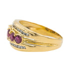 Bague en or jaune, rubis et diamants - Castafiore