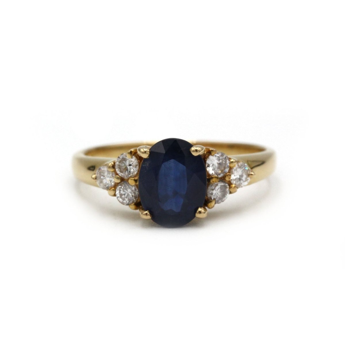 Bague en or jaune, saphir et diamants - Castafiore