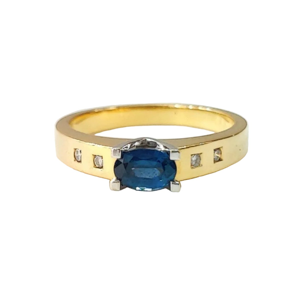 Bague en or jaune, saphir, et diamants - Castafiore