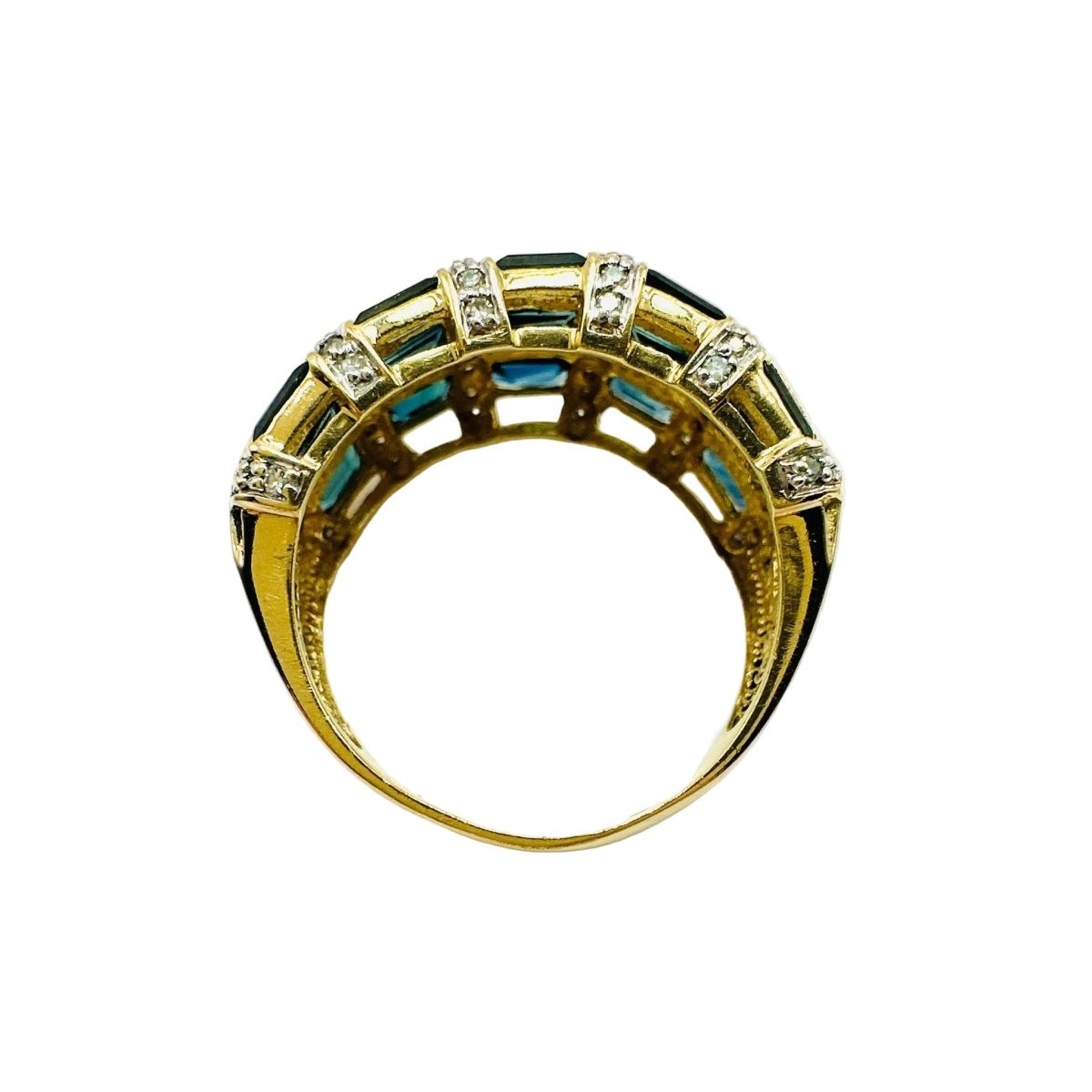 Bague en or jaune, saphirs et diamants - Castafiore