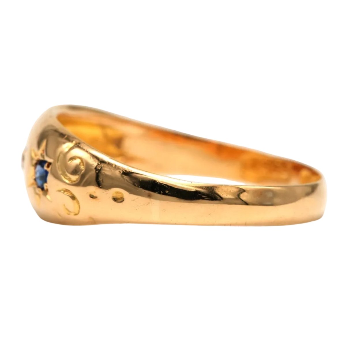 Bague en or jaune, saphirs et diamants - Castafiore