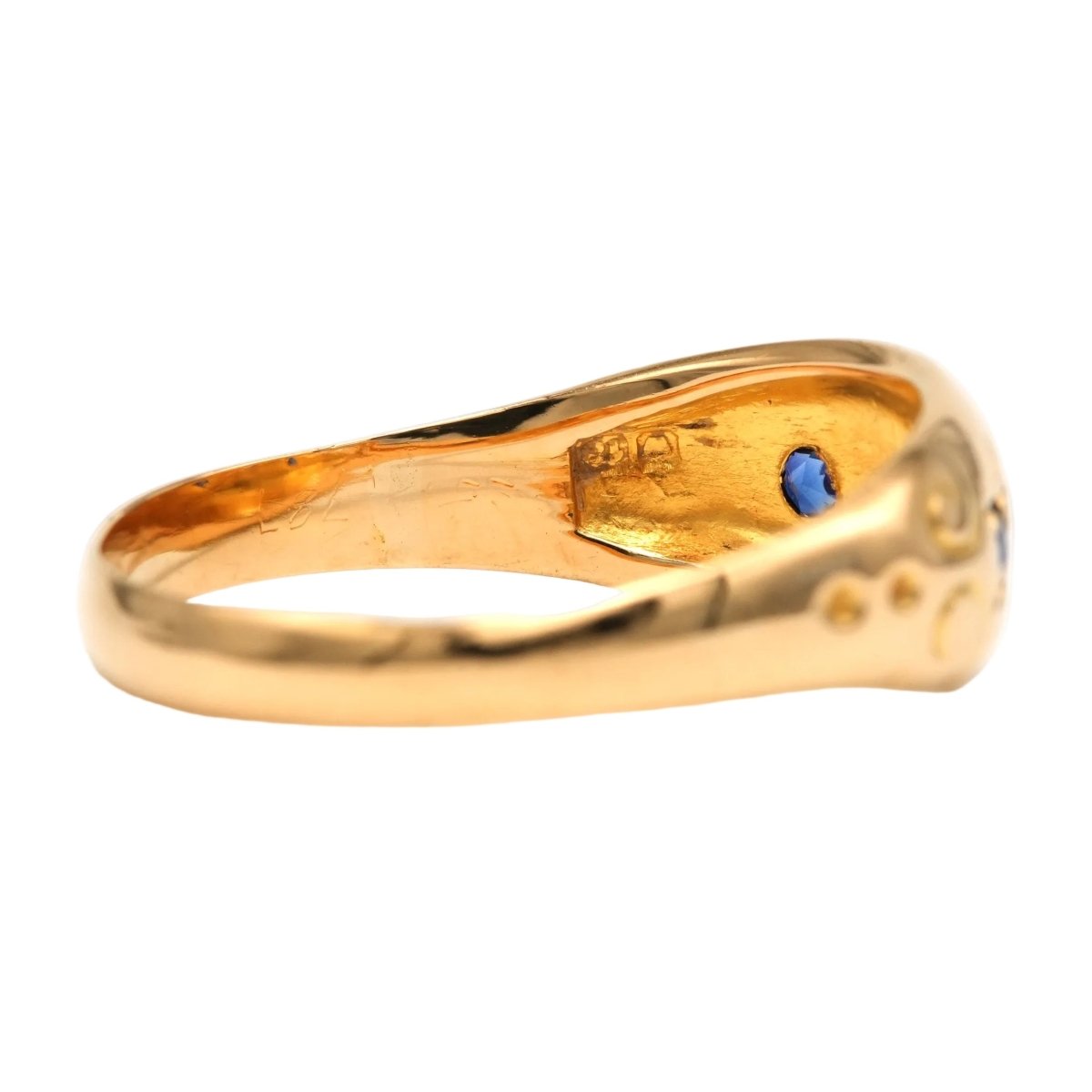 Bague en or jaune, saphirs et diamants - Castafiore