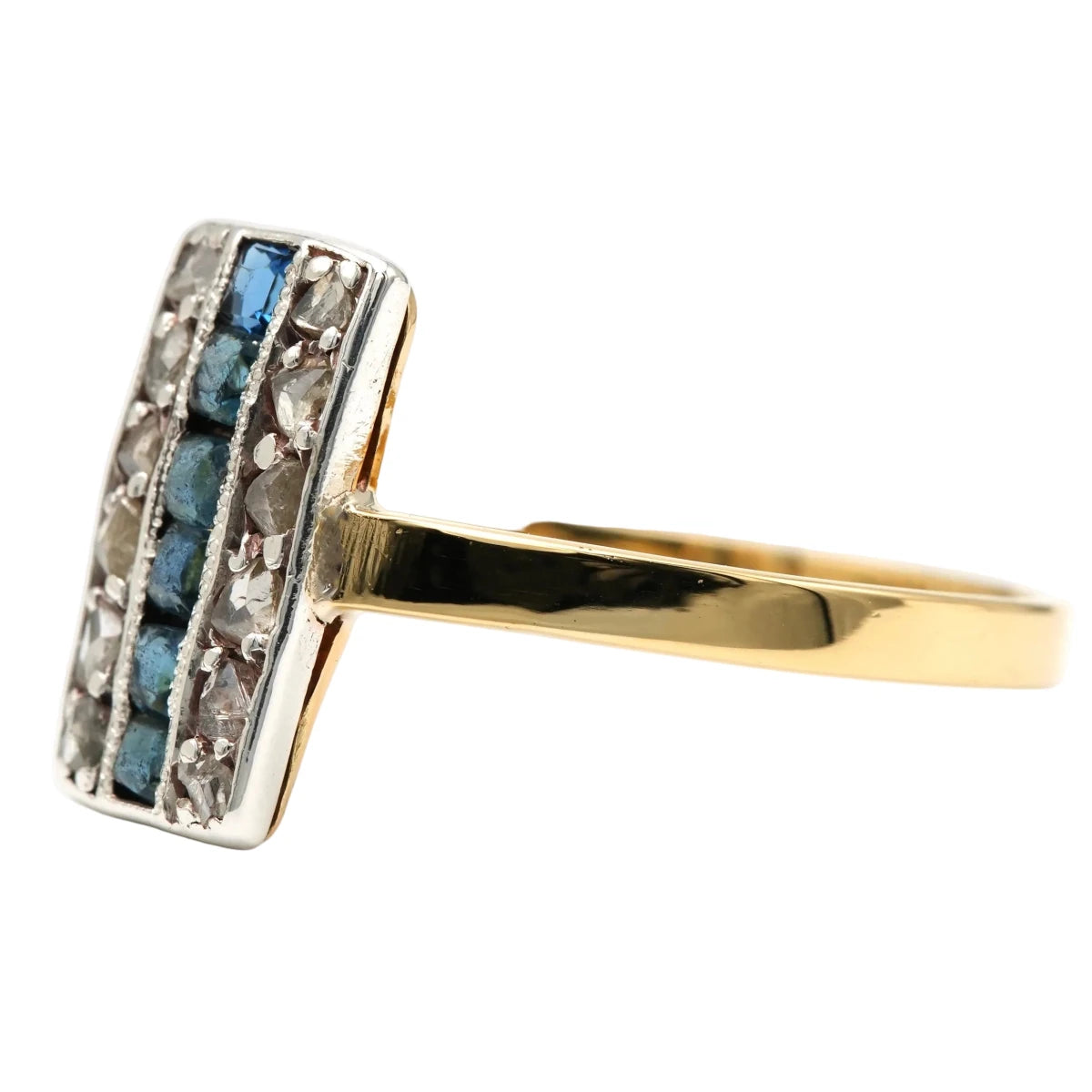 Bague en or jaune, saphirs et diamants - Castafiore