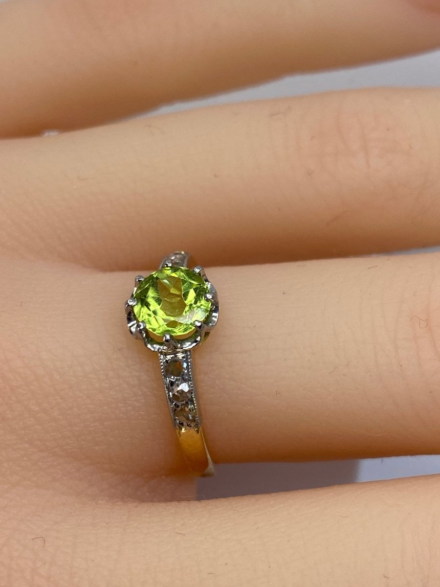 Bague en or , péridot et diamants vers 1900 - Castafiore
