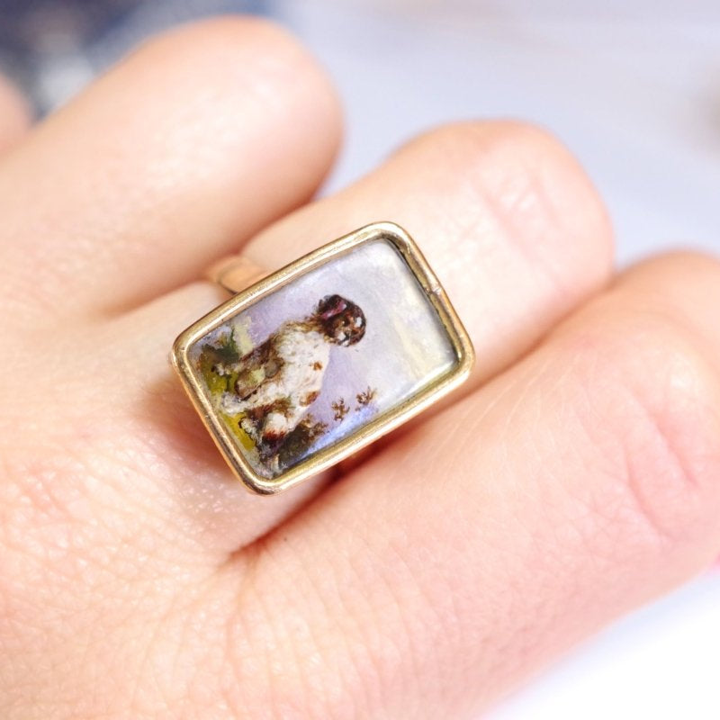 Bague chien en or