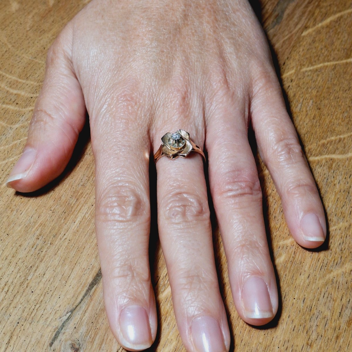 Bague en or rose et diamants - Castafiore