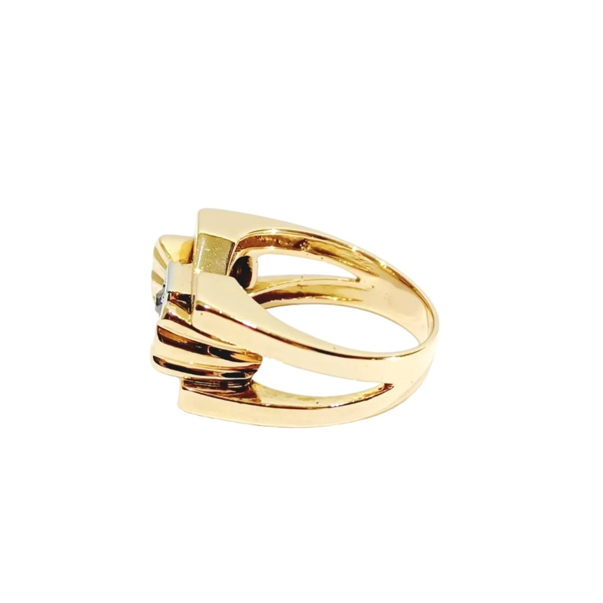 Bague en or rose et diamants - Castafiore