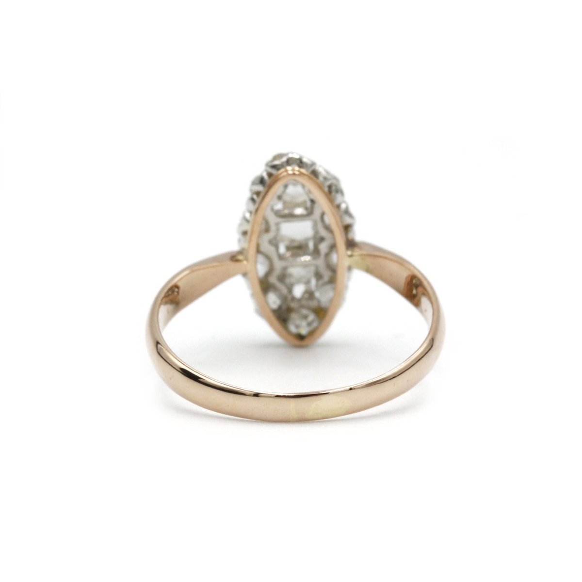 Bague en or rose, platine et diamants - Castafiore