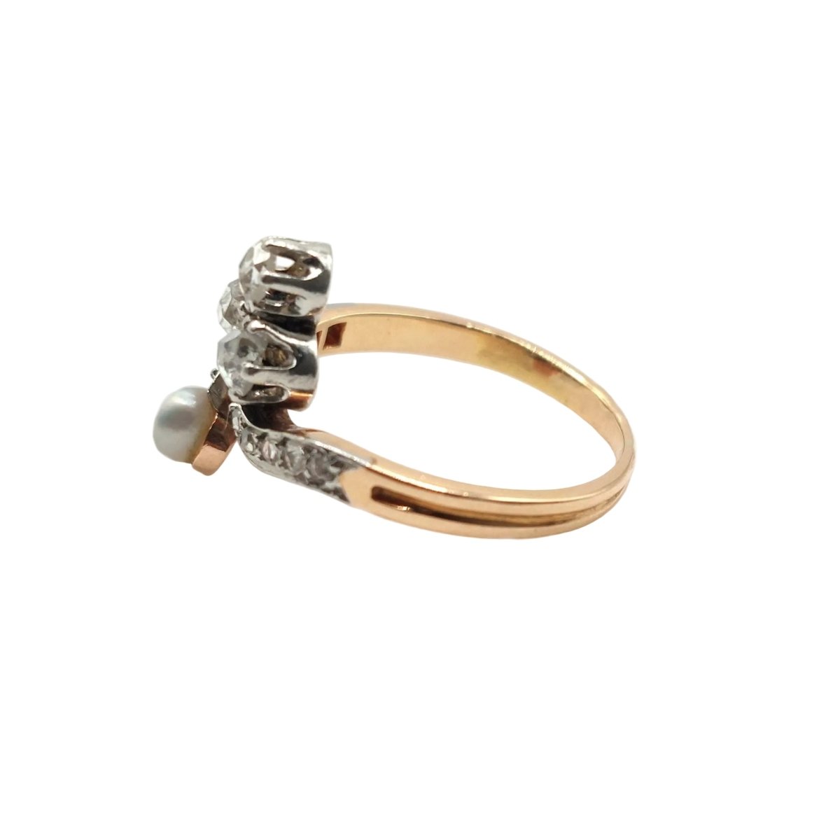 Bague en or rose, platine, perle et diamants - Castafiore