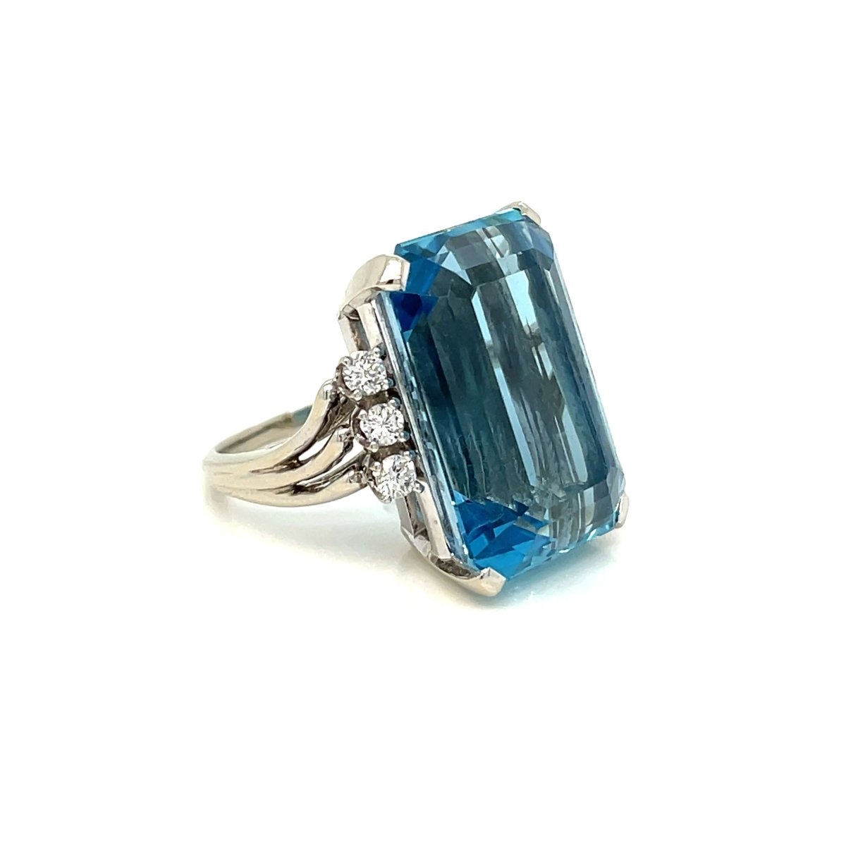 Bague en or vintage certifiée 25 carats aigue - marine diamant Santa Maria - Castafiore