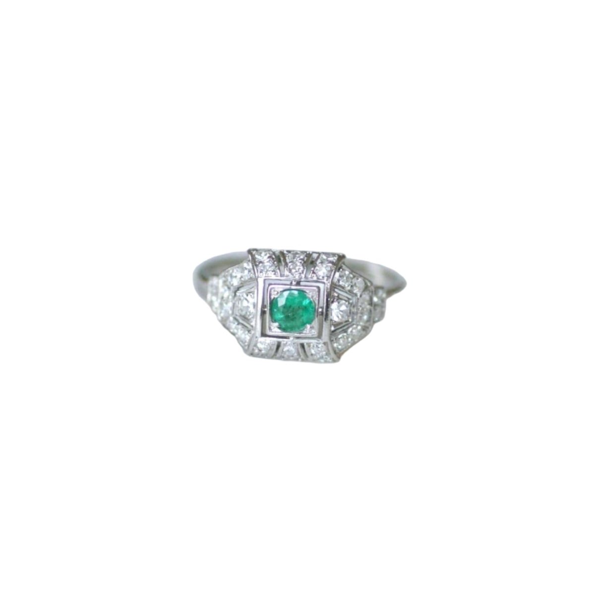 Bague en platine, émeraude, et diamants - Castafiore