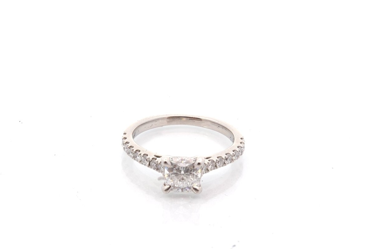 Bague en platine et diamant - Castafiore