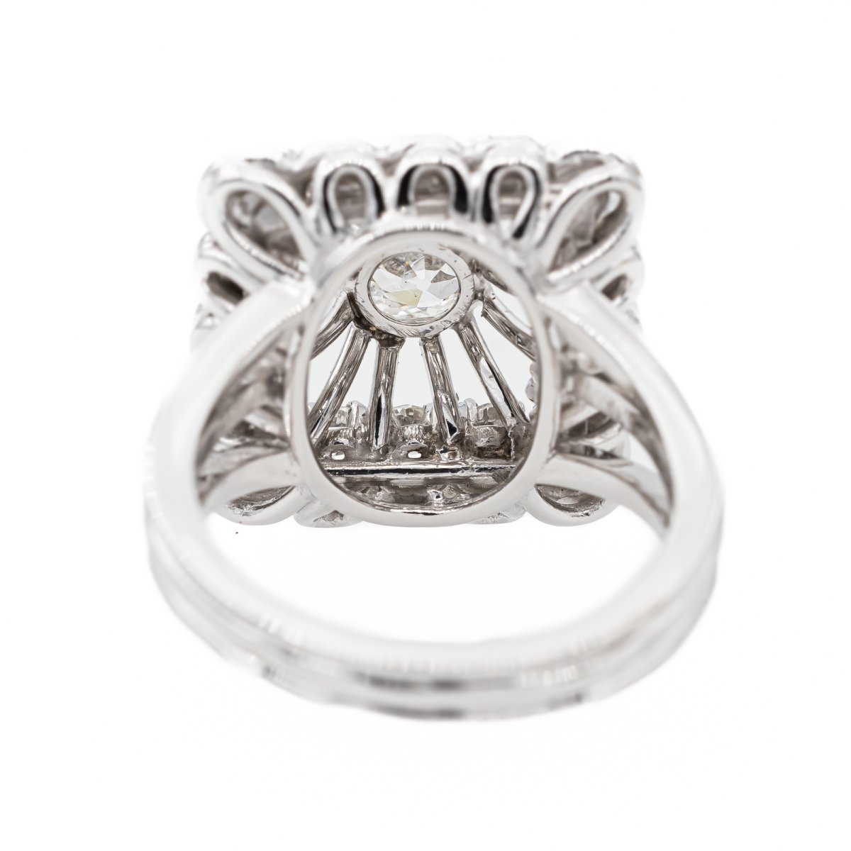 Bague en platine et diamant - Castafiore