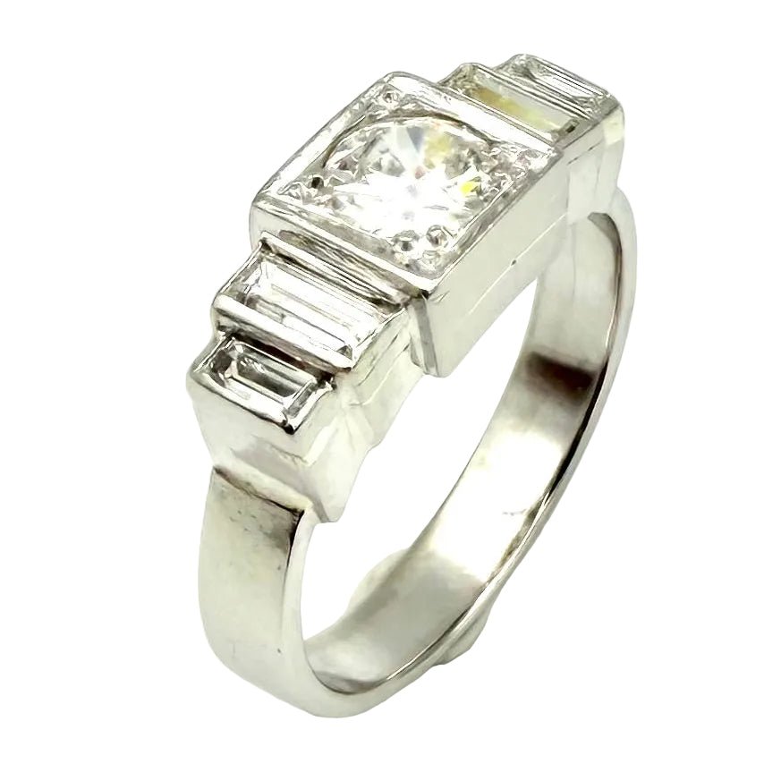 Bague en platine et diamants - Castafiore