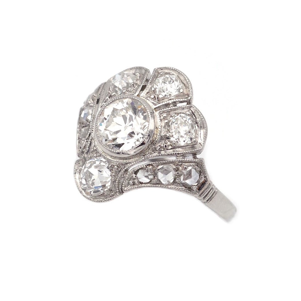 Bague en platine et diamants - Castafiore