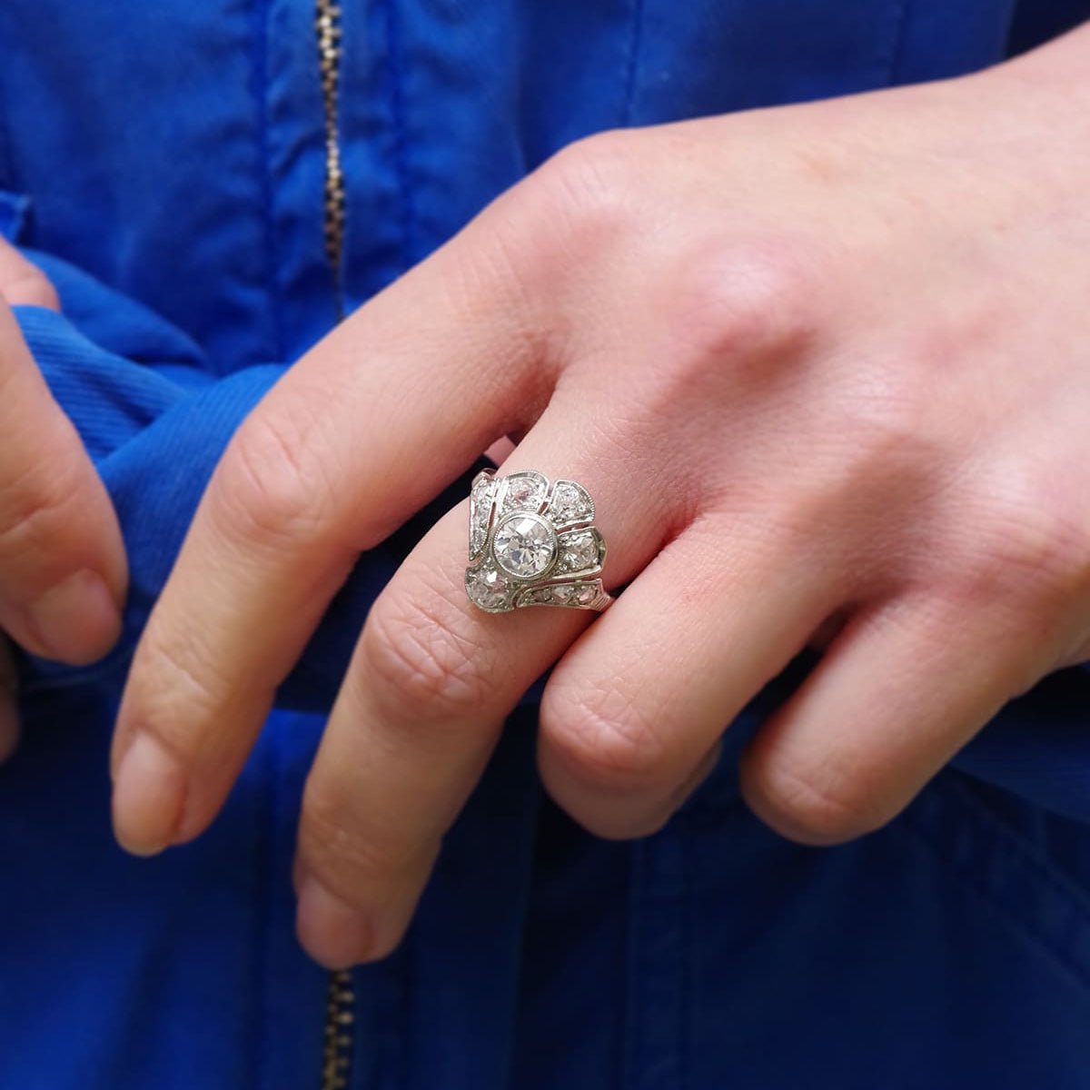 Bague en platine et diamants - Castafiore