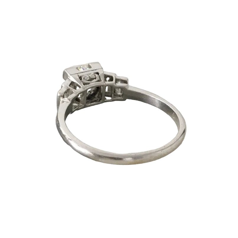 Bague en platine et diamants - Castafiore