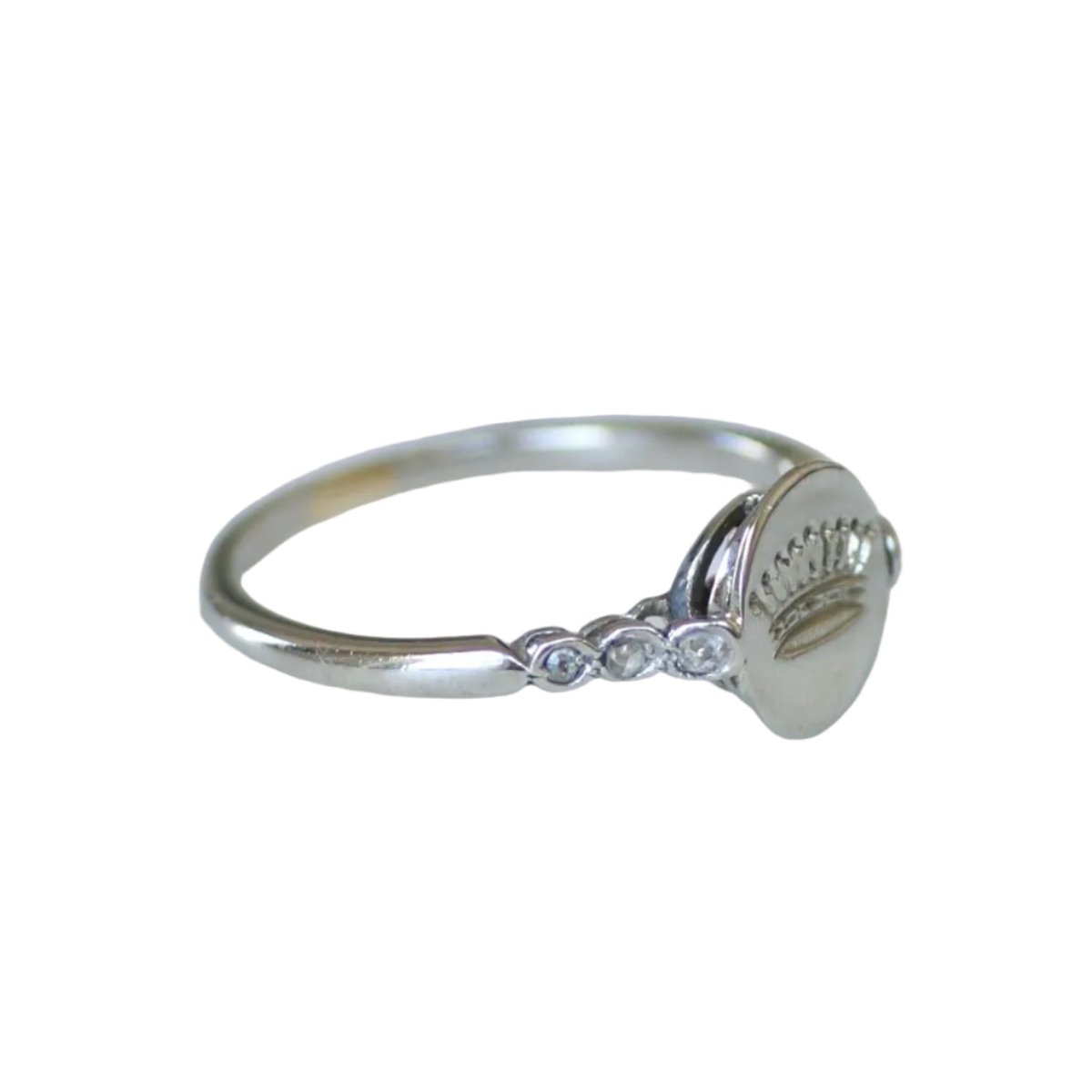 Bague en platine et diamants - Castafiore