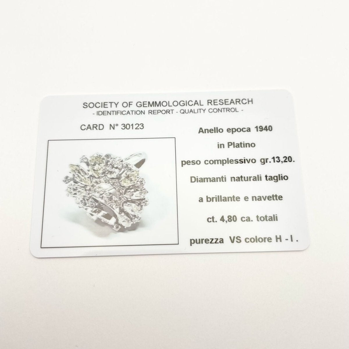 Bague en platine et diamants - Castafiore