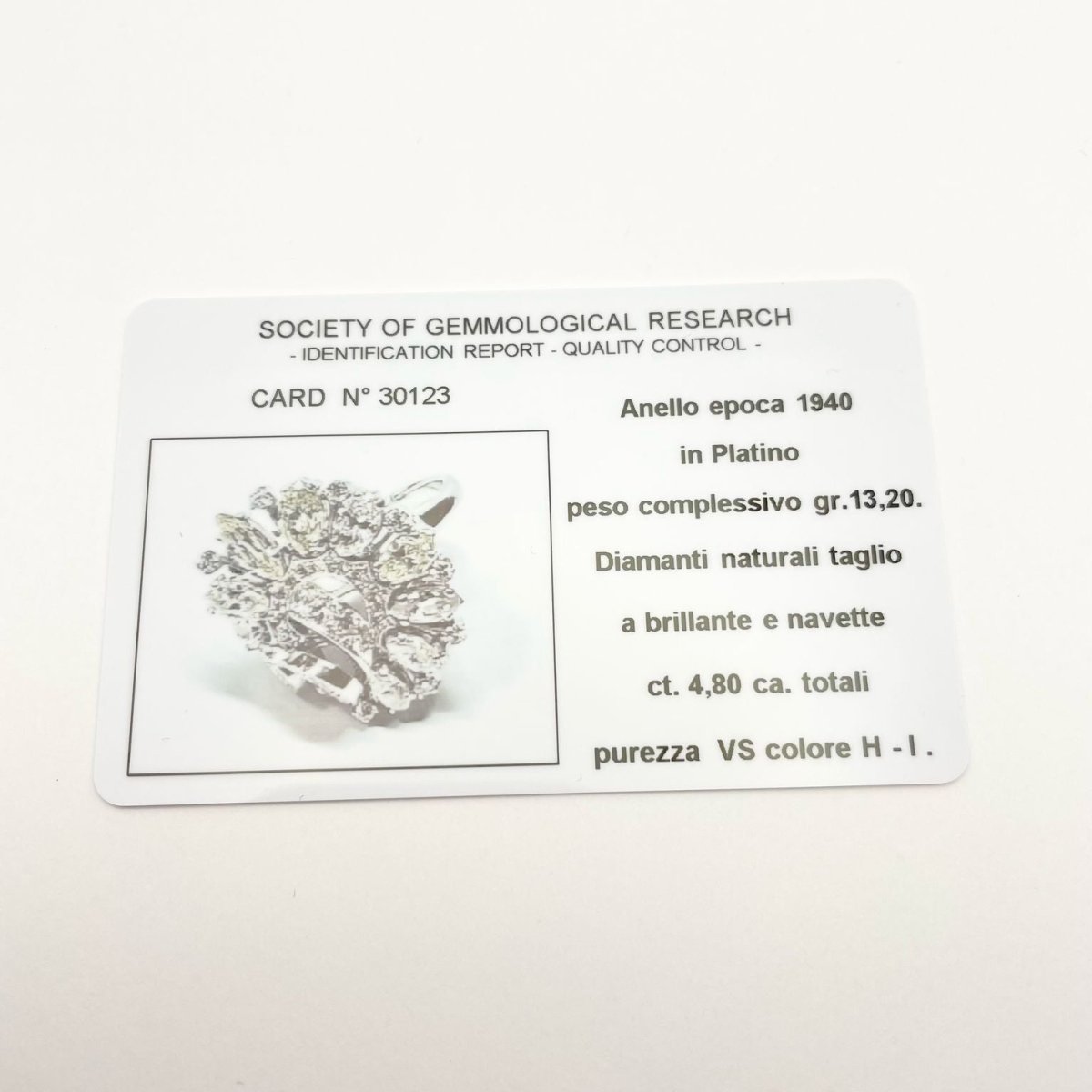 Bague en platine et diamants - Castafiore