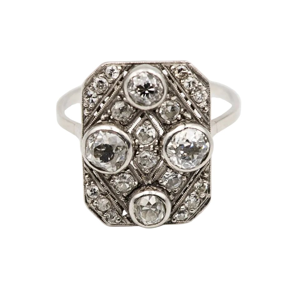 Bague en platine et diamants - Castafiore