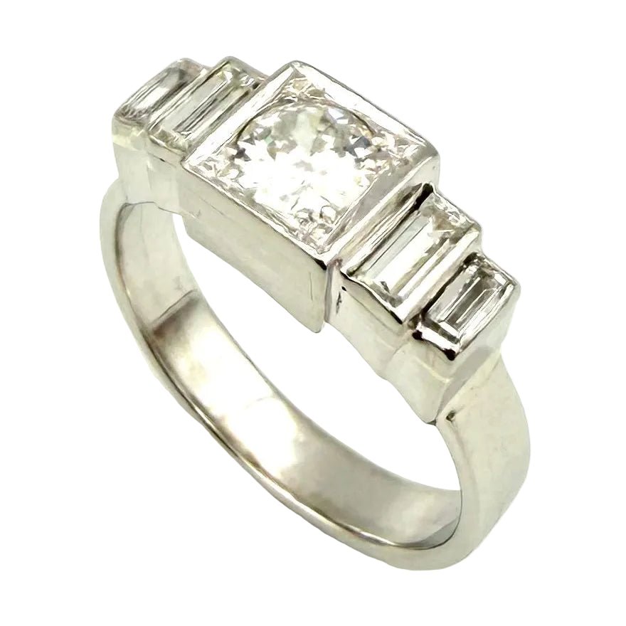 Bague en platine et diamants - Castafiore