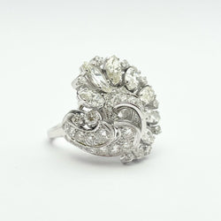 Bague en platine et diamants - Castafiore
