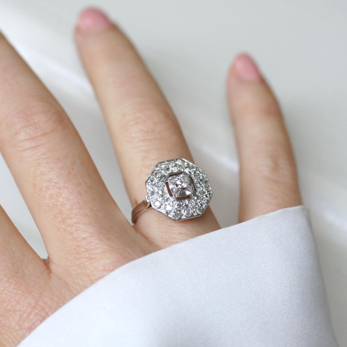 Bague en platine et diamants - Castafiore