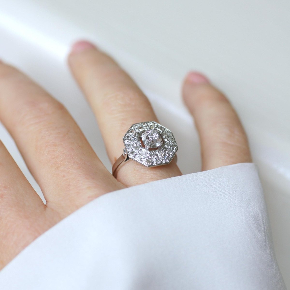 Bague en platine et diamants - Castafiore