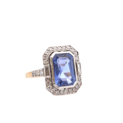 Bague en platine, or blanc, saphir et diamants - Castafiore