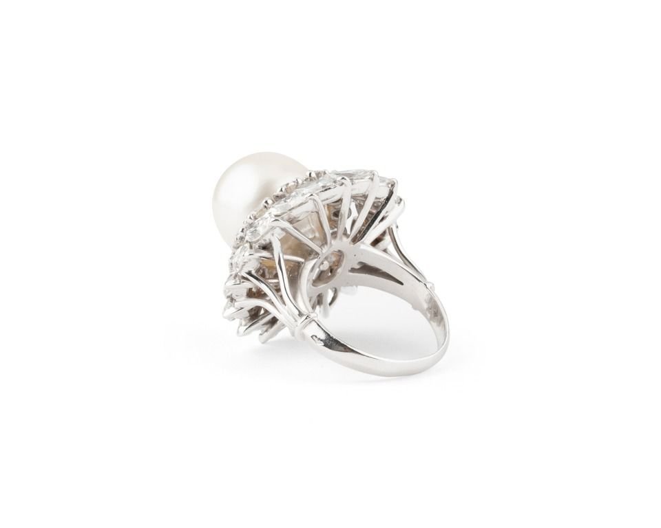 Bague en platine, perle et diamant - Castafiore