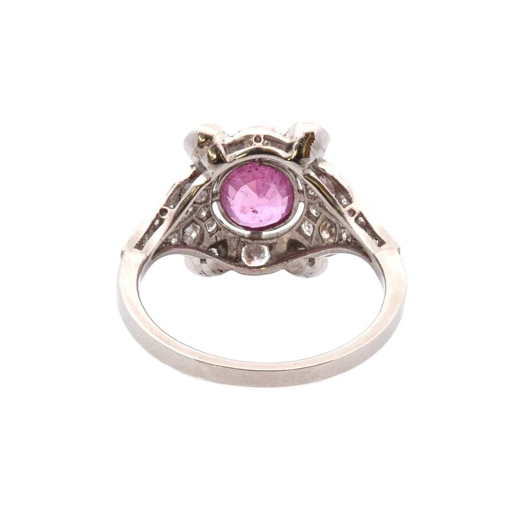 Bague en platine, rubis et diamants - Castafiore