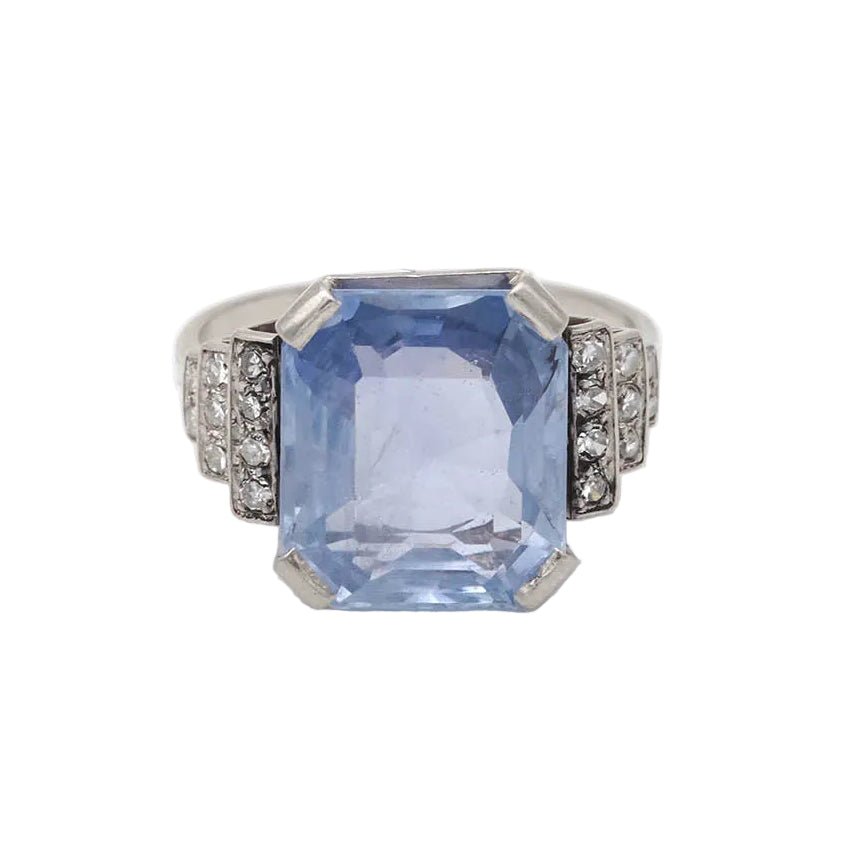 Bague en platine, saphir et diamants - Castafiore