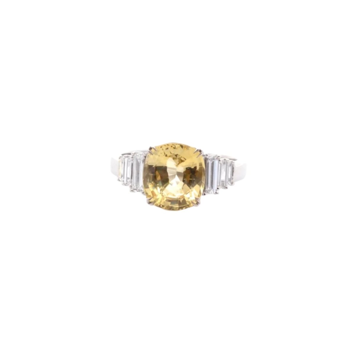 Bague en platine, saphir et diamants - Castafiore