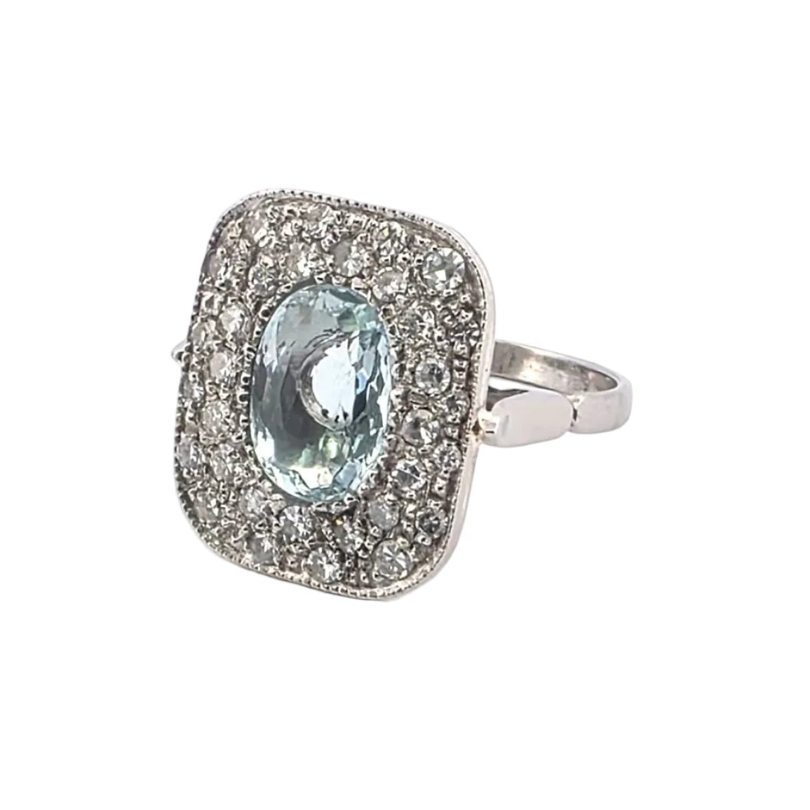 Bague Entourage en or blanc, aigue - marine et diamants - Castafiore