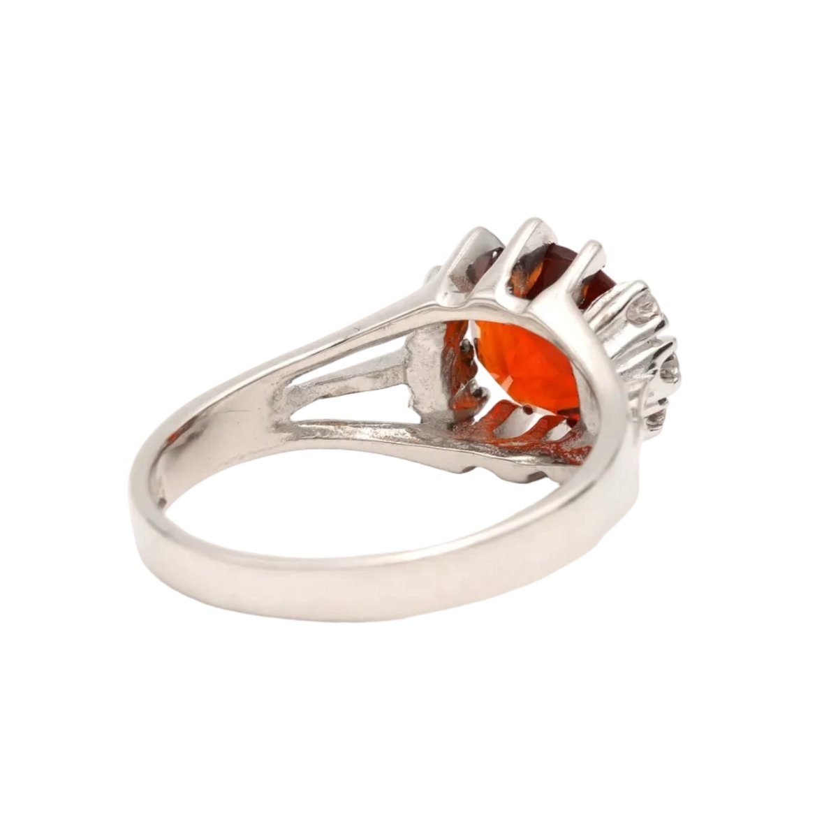 Bague Entourage en or blanc, citrine et diamants - Castafiore
